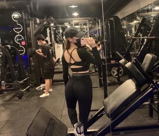 宝宝美食厨房小游戏下载